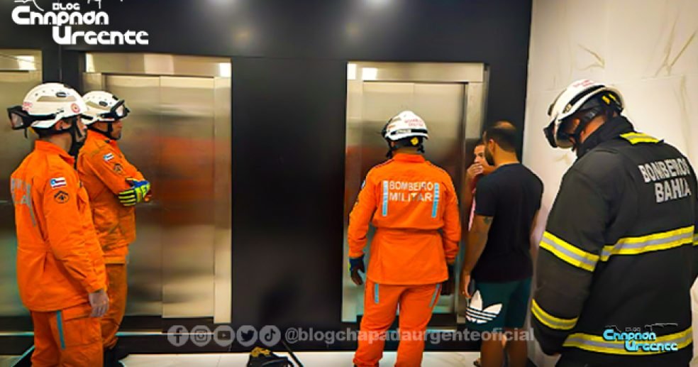 Atendimento ágil: Corpo de Bombeiros resgata trio preso em elevador na movimentada Praça Castro Alves, Jacobina.