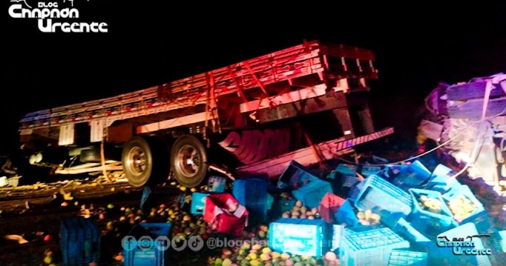 Grave-acidente-com-micro-ônibus-de-Jacobina-deixa-ao-menos-24-mortos-na-BR-324-em-Gavião Grave-acidente-com-micro-ônibus-de-Jacobina-deixa-ao-menos-24-mortos-na-BR-324-em-Gavião