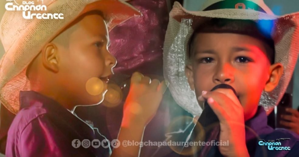 O-Artista-mundonovense-Ravi-do-Acordeom-encantou-o-público-em-show-na-17ª-Cavalgada-de-Umbuzeiro O-Artista-mundonovense-Ravi-do-Acordeom-encantou-o-público-em-show-na-17ª-Cavalgada-de-Umbuzeiro