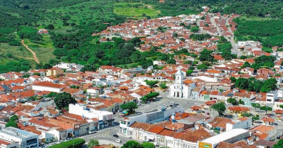Ruy-Barbosa-em-Destaque-Movimentações-Políticas-redefinem-disputa-pelo-futuro-do-Município